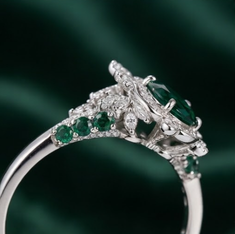 Celestial Emerald Botanical Vintage Ring